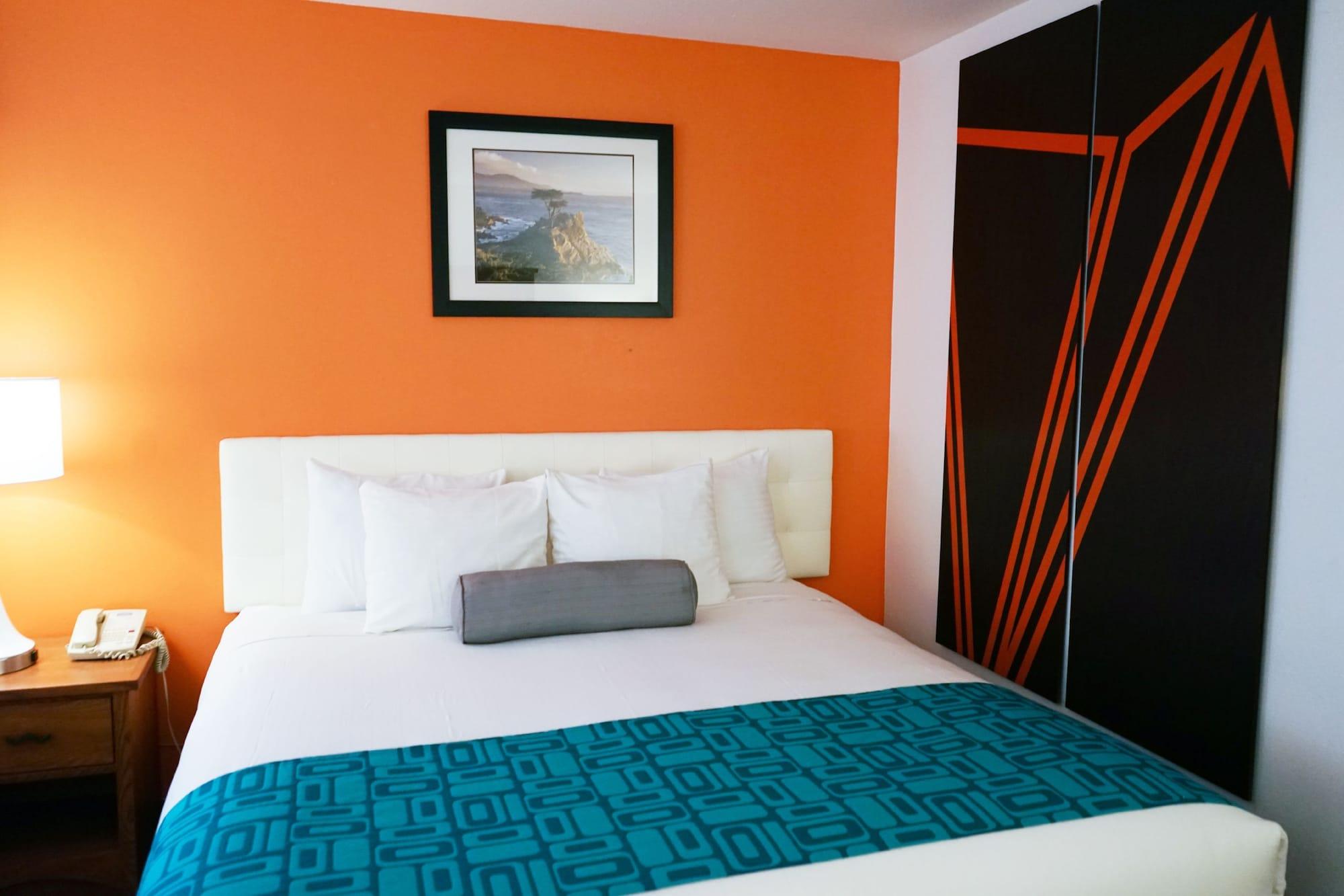 Howard Johnson By Wyndham Salinas Bagian luar foto